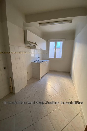 Photo Appartement Cuers Location appartement 2 pièces 47 m²