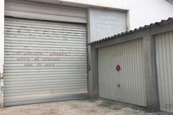 Photos Garage Parking à louer Solliès-Pont 83210
