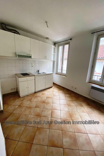 Photo Appartement Solliès-Pont Location appartement 2 pièces 34 m²