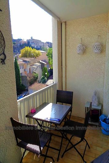Photo Appartement La Garde Location appartement 2 pièces 48 m²