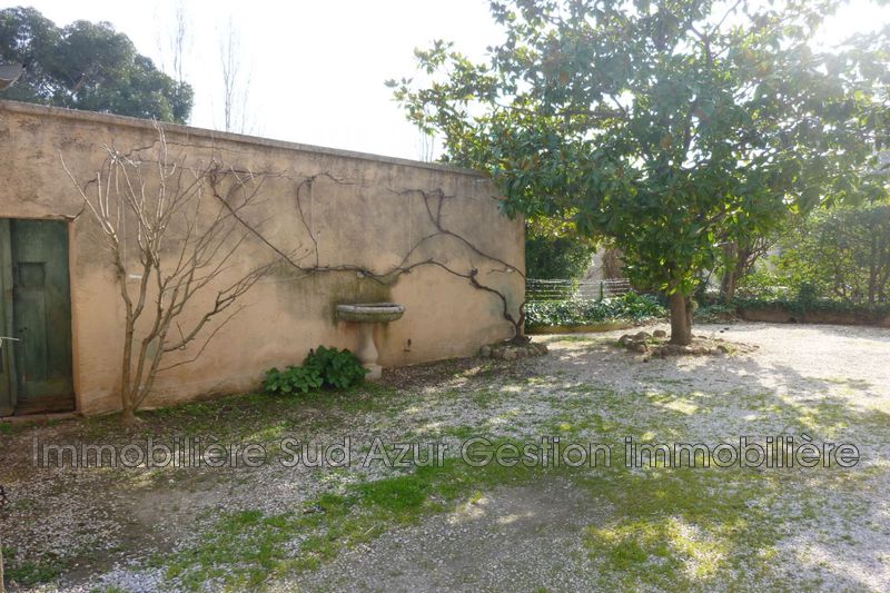Photo Appartement Solliès-Pont Location appartement 3 pièces 71 m²