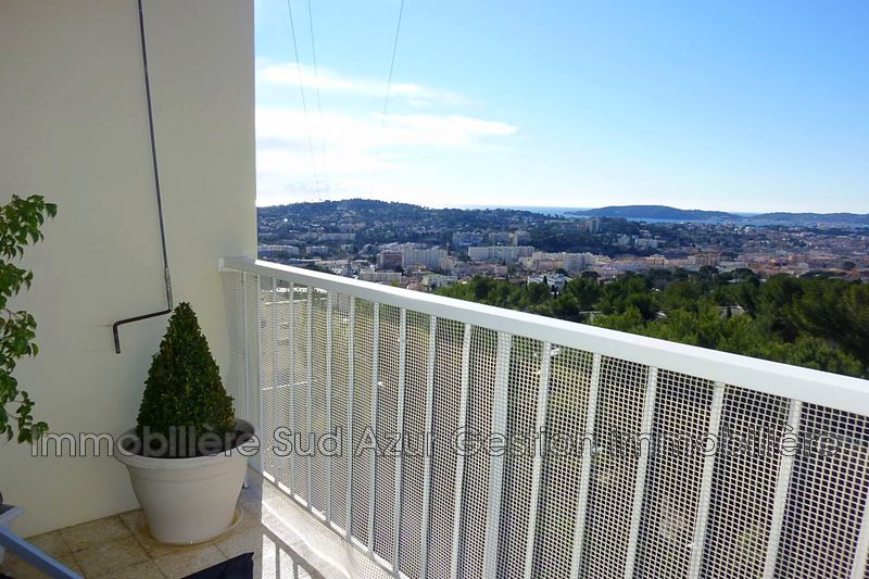Photo Appartement Toulon Location appartement 3 pièces 69 m²