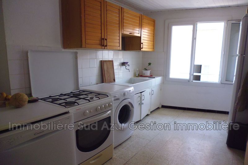 Photo Appartement Cuers Location appartement 2 pièces 51 m²
