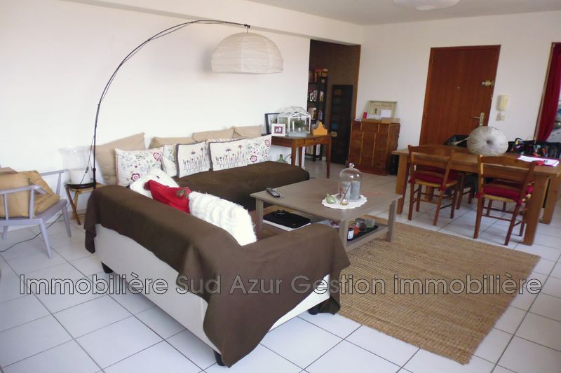 Photo Appartement Cuers Centre-ville, Location appartement 2 pièces 56 m²