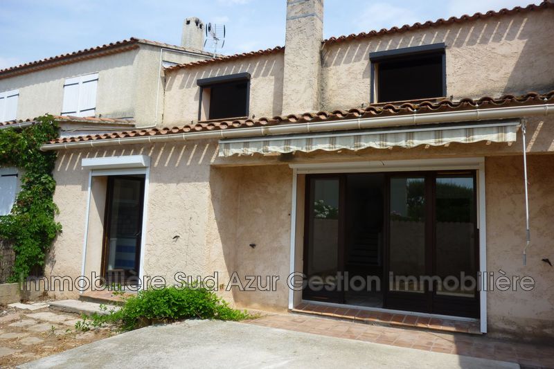 Photo Maison La Crau Centre-ville, Location maison 2 chambres 75 m²