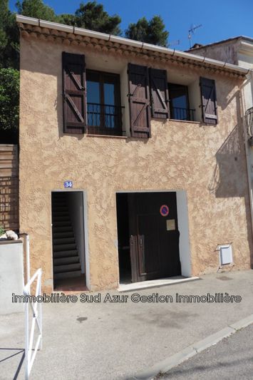 Photo Maison de ville Signes Location maison de ville 2 chambres 50 m²