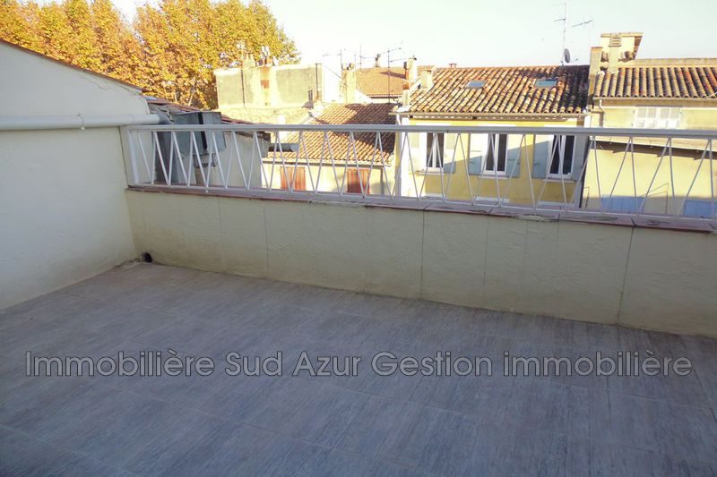Photo Appartement Solliès-Pont Centre-ville, Location appartement 4 pièces 84 m²