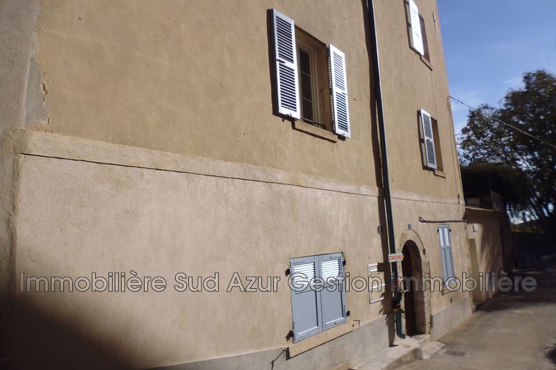 Photo Appartement Solliès-Ville Location appartement 2 pièces 33 m²