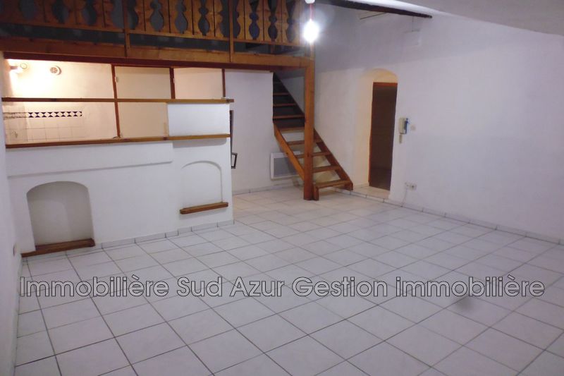Photo Appartement Solliès-Pont Location appartement 3 pièces 58 m²