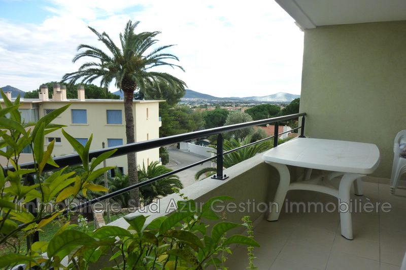 Photo Appartement La Farlède Location appartement 3 pièces 72 m²