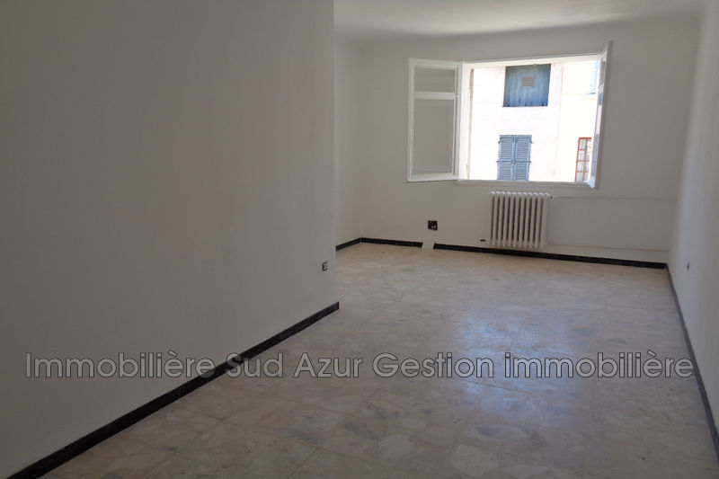 Photo Appartement Solliès-Toucas Location appartement 3 pièces 90 m²