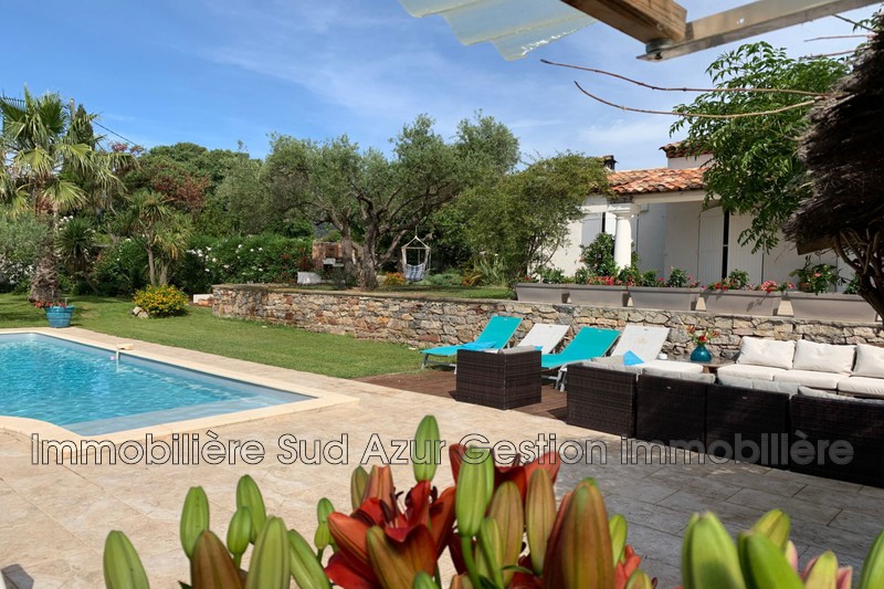 Photo Propriété Solliès-Ville achat propriété 6 chambres 170 m²