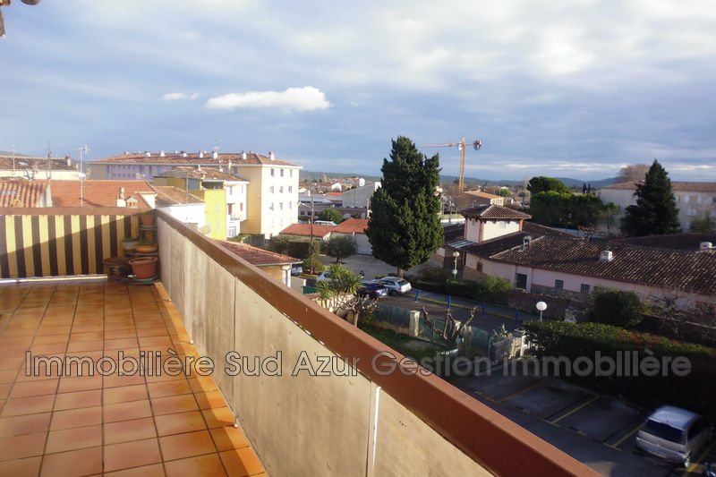 Photo Appartement Solliès-Pont achat appartement 5 pièces 105 m²