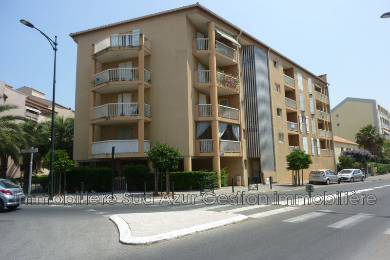 Photo Appartement Hyères achat appartement 2 pièces 47 m²