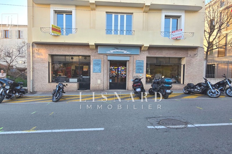 Professionnel local commercial Vallauris  