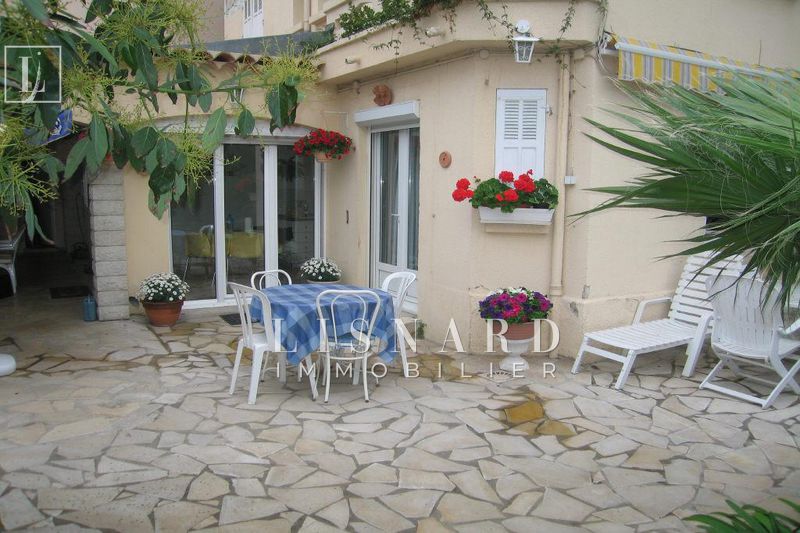 vente Maison villa Golfe-juan Villa Golfe-Juan achat villa 9 chambres 250 m²