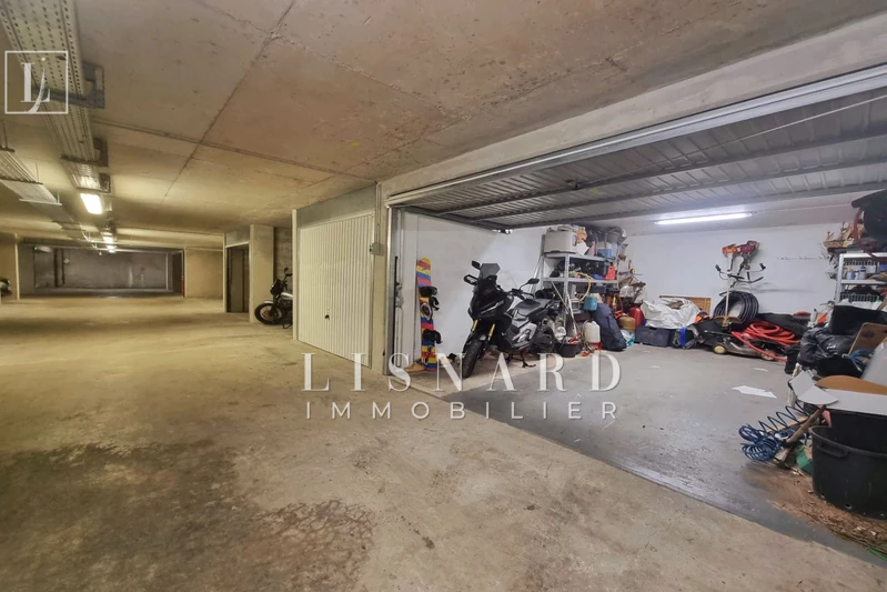 Vente garage Vallauris  