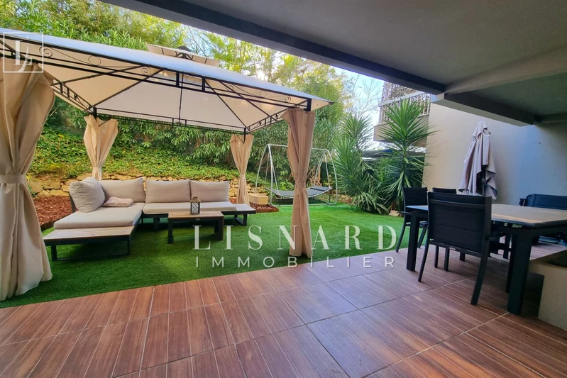 appartement  3 rooms  Vallauris   65 m² -   