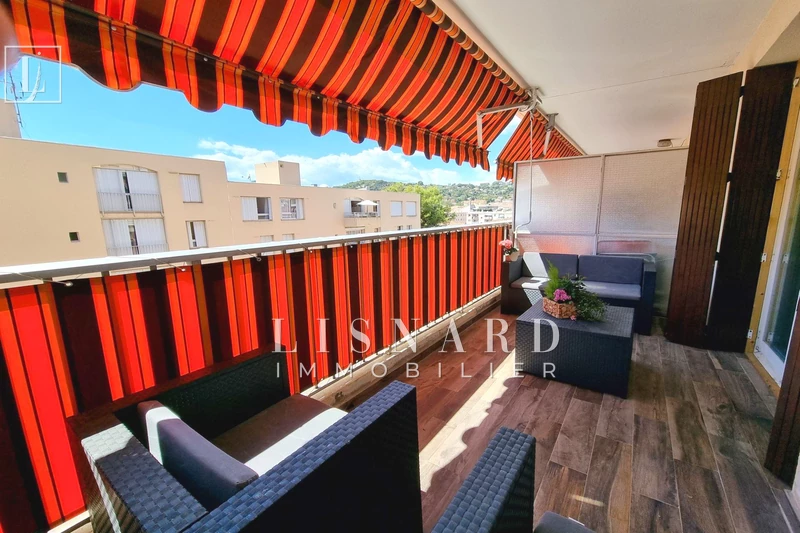 appartement  3 pièces  Vallauris   58 m² -   