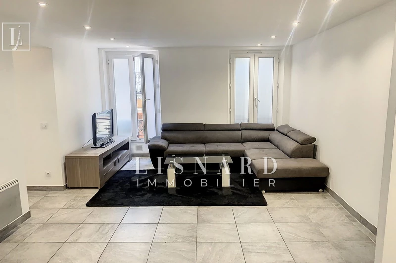 appartement  3 pièces  Vallauris   62 m² -   