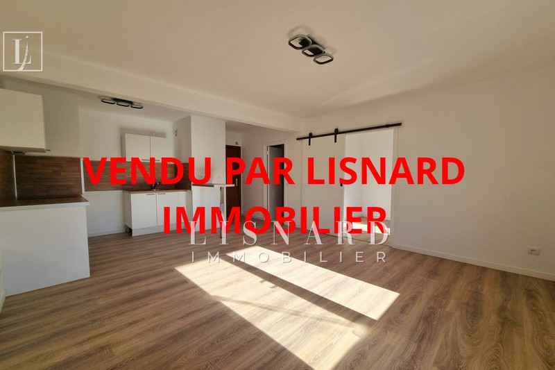 appartement  2 rooms  Vallauris   32 m² -   