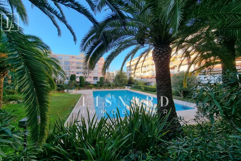 appartement  3 pièces  Vallauris   70 m² -   