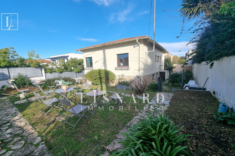 maison  5 pièces  Juan-les-Pins   140 m² -   