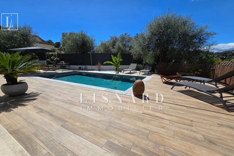 maison  4 rooms  Vallauris   145 m² -   