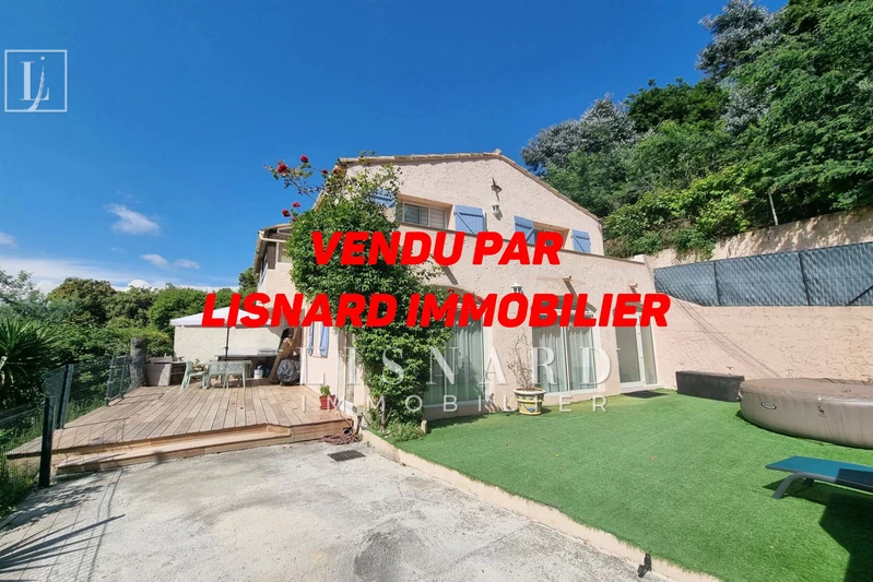 maison  4 pièces  Vallauris   108 m² -   