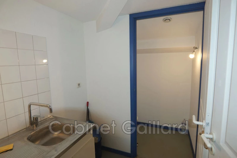 Professionnel local professionnel Callian  