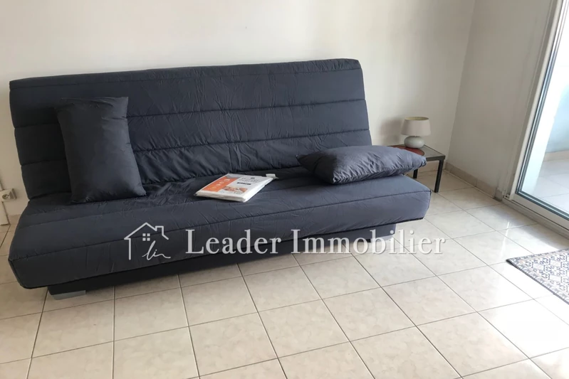 Location appartement Antibes  