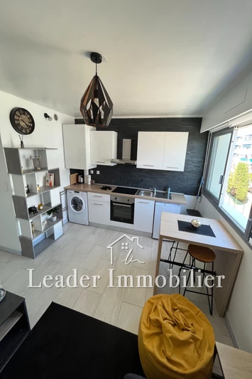 Location appartement Antibes  