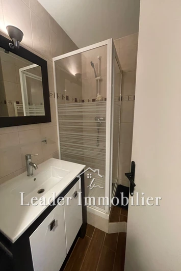 Location appartement Antibes  