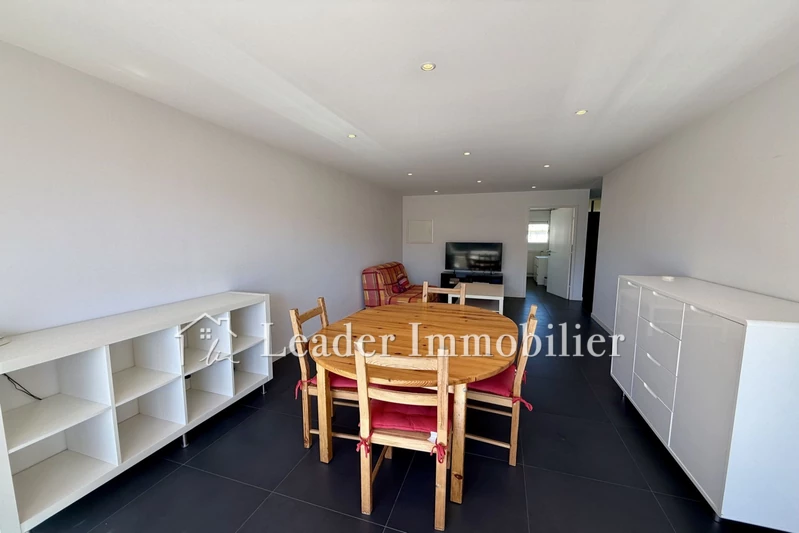 Location appartement Antibes  