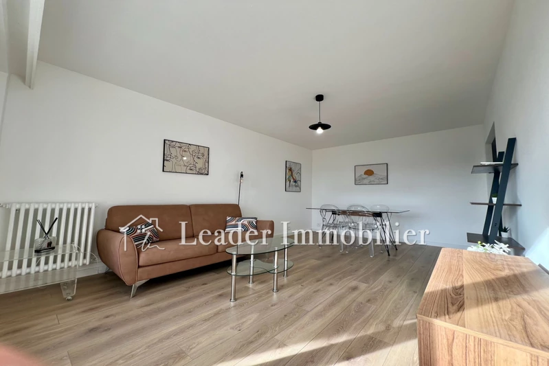 Location appartement Antibes  