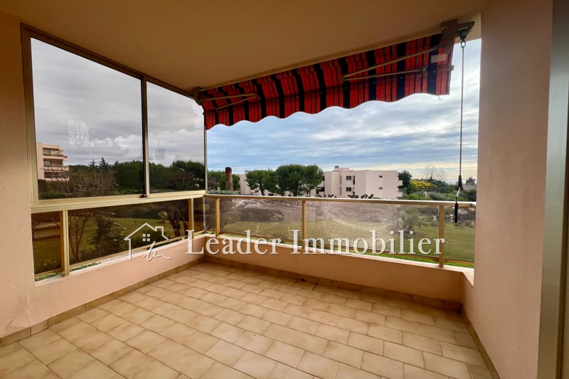 Location appartement Antibes  