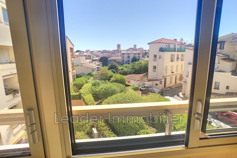 appartement  2 pièces  Antibes   57 m² -   