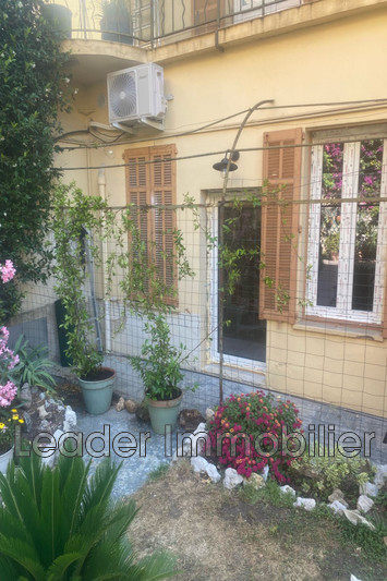 appartement  1 room  Antibes Downtown  31 m² -   