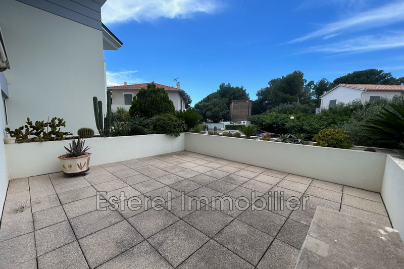 Photo n°2 - Vente appartement Saint-Raphaël 83700 - 175 000 €