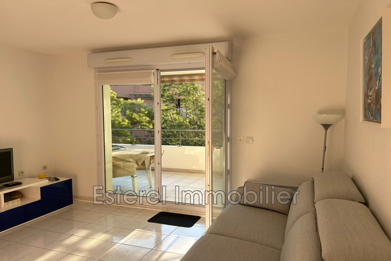 Photo n°3 - Vente appartement Saint-Raphaël 83700 - 175 000 €