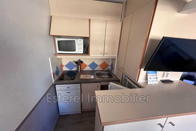 Photo n°12 - Vente appartement Saint-Raphaël 83700 - 101 000 €