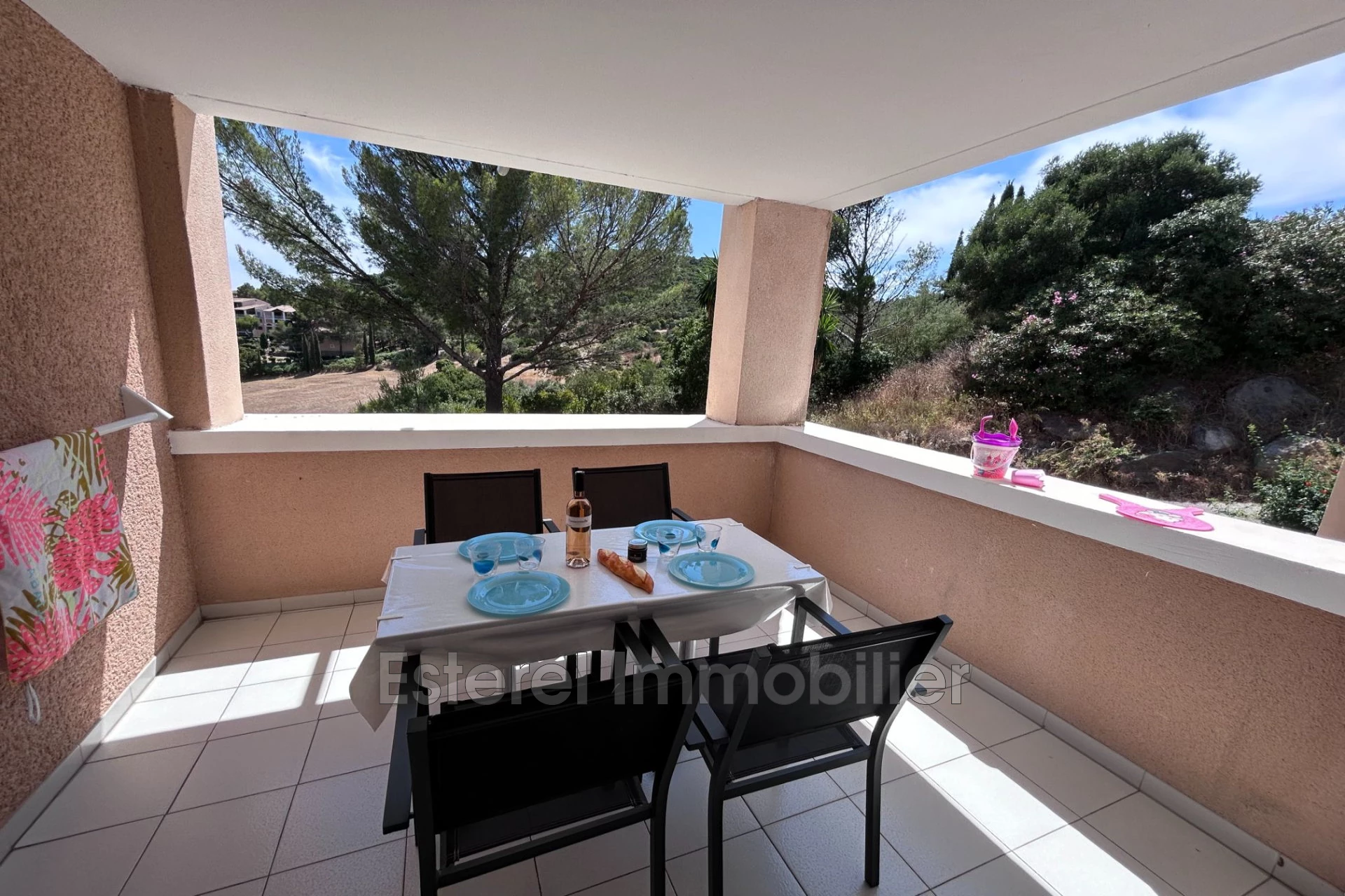 Appartement 2 pièces 28 m² · à Saint-Raphaël · 27,8 m² · 192 000 €