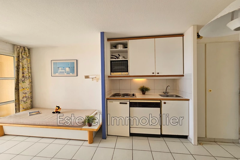 Photo n°5 - Vente appartement Saint-Raphaël 83700 - 165 000 €