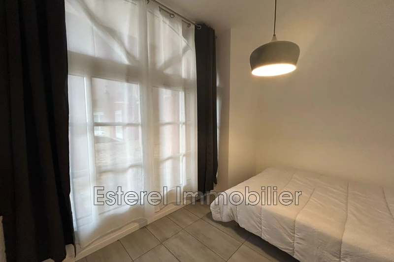 Photo n°3 - Vente appartement Saint-Raphaël 83700 - 155 000 €