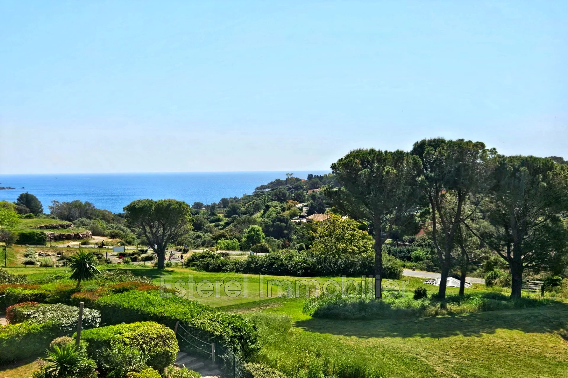 Appartement 2 pièces 27 m² · à Saint-Raphaël · 27 m² · 205 000 €