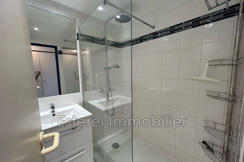 Photo n°4 - Vente appartement Saint-Raphaël 83700 - 203 000 €