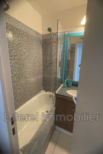 Photo n°9 - Vente appartement Saint-Raphaël 83700 - 280 000 €