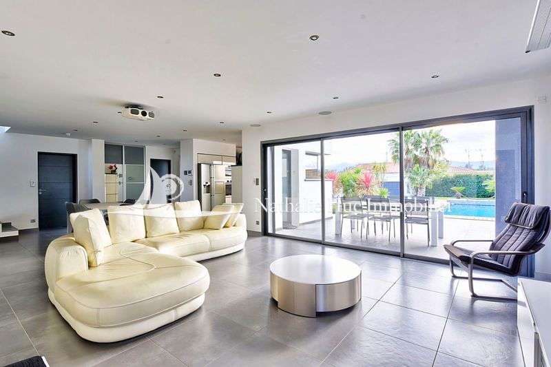 Photo Maison contemporaine Saint-Cyprien Saint cyprien, achat maison contemporaine 4 chambres 162 m²