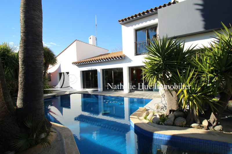 Photo Villa Sainte-Marie Sainte marie, achat villa 5 chambres 234 m²