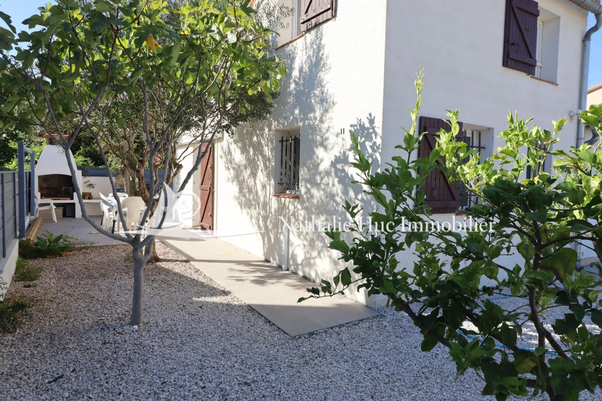 Maison 4 pièces 254 m² · à Sainte-Marie-la-Mer · 254 m² · 330 000 €